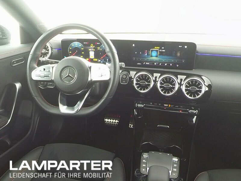 Fahrzeugabbildung Mercedes-Benz CLA 200 SB AMG/NIGHT/AUT-7G/NAV/LED/PTS/KAM/SpP/